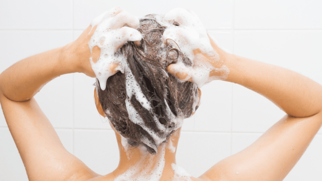 Využití CBD při péči o vlasy a pokožku hlavy